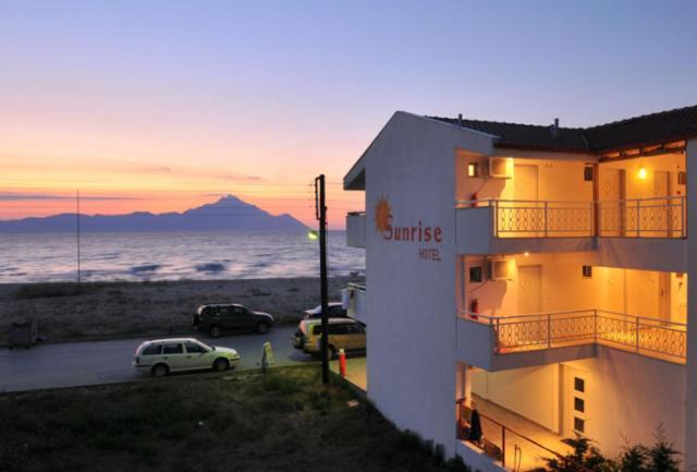 Sunrise Hotel ซาร์ตี ภายนอก รูปภาพ
