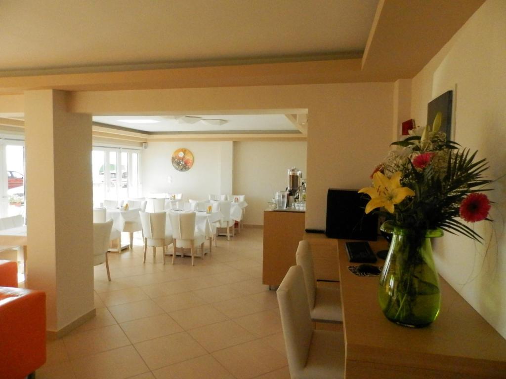 Sunrise Hotel ซาร์ตี ภายนอก รูปภาพ