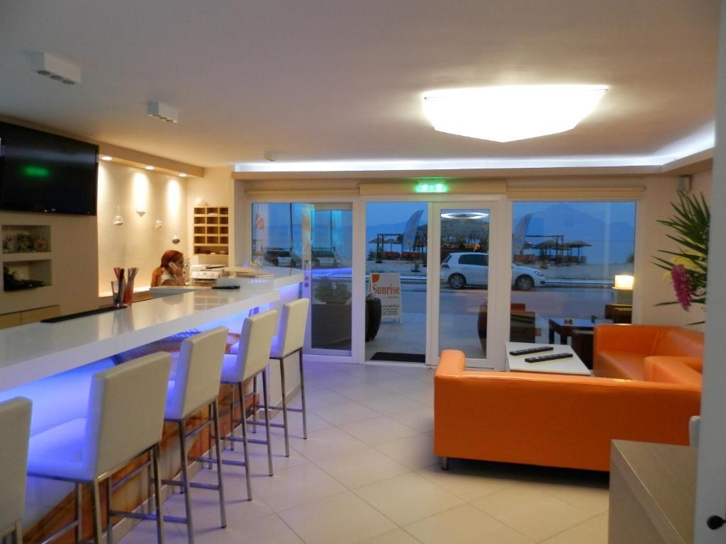 Sunrise Hotel ซาร์ตี ภายนอก รูปภาพ